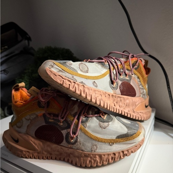 Nike Flow 2020 Athletic Shoes in Orange and Brown main image 5